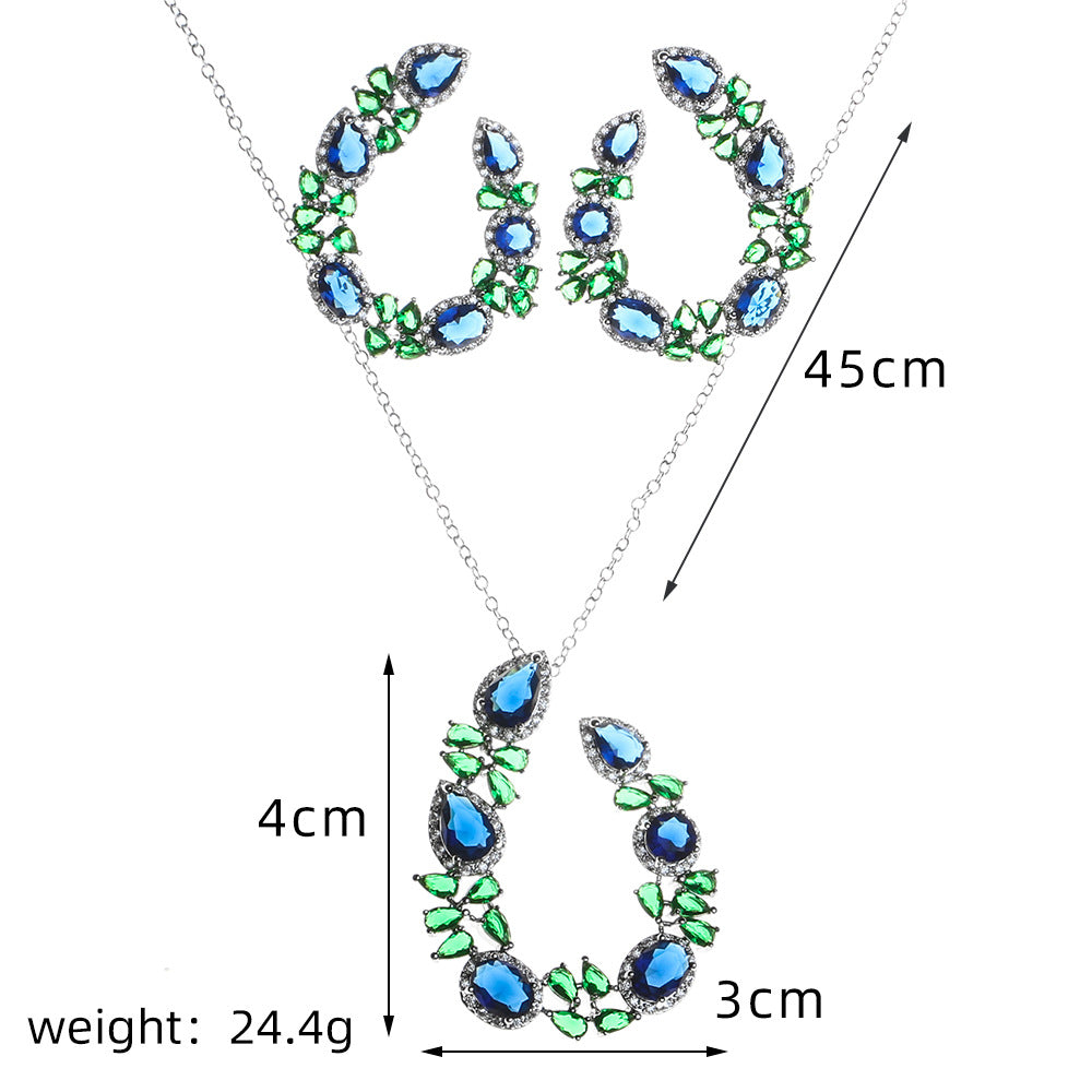 Luxurious Emerald Zircon Jewelry Set - Necklace & Earrings in Elegant Diamond Look