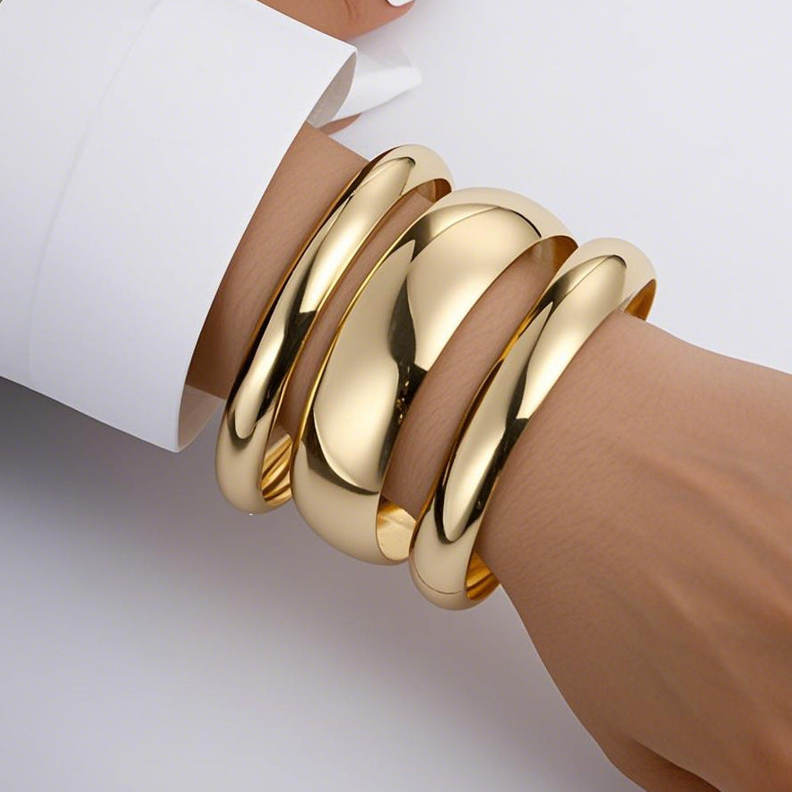 Three-piece Niche-style Geometric Pattern Bracelet Set for Women