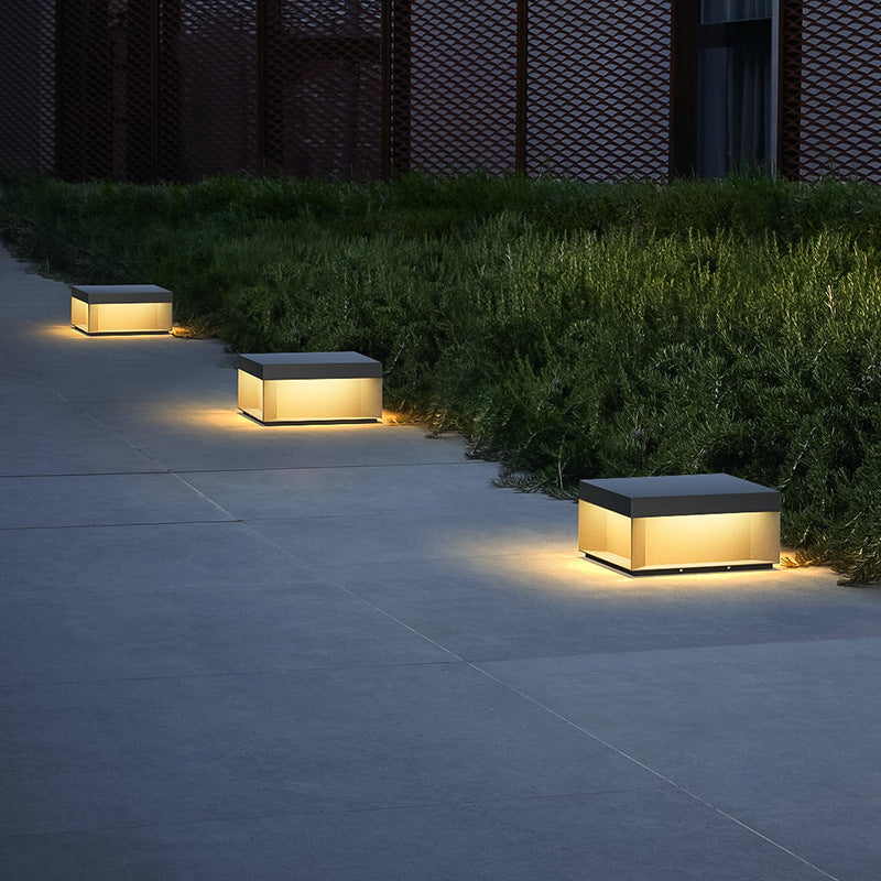 Wasserdichte Solar Gartenleuchte – LED Außenbeleuchtung für Rasen & Garten