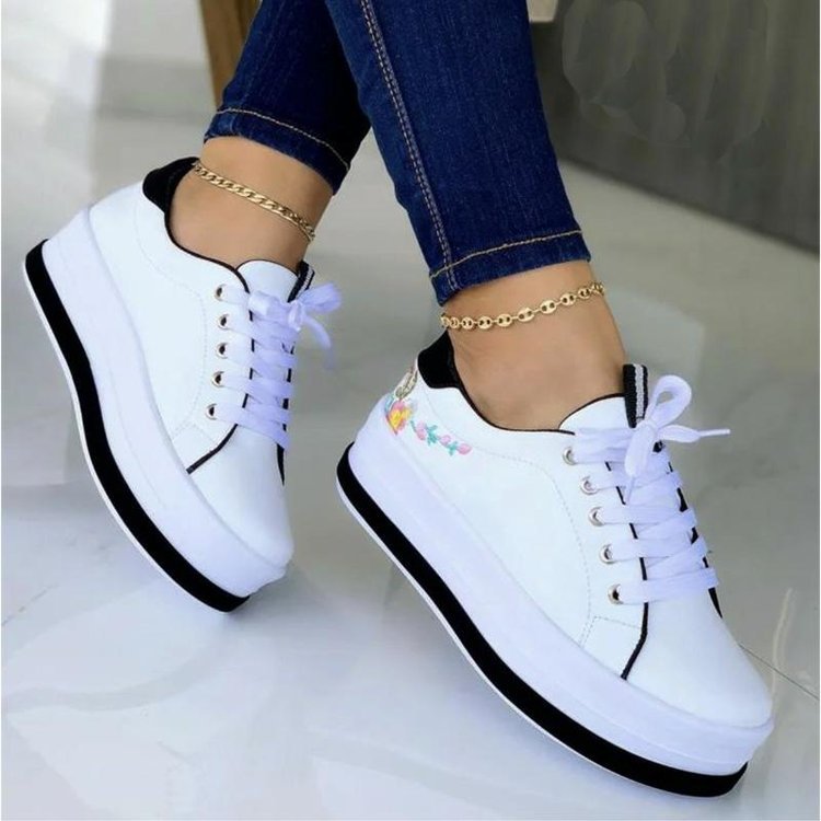 Damen Plateau Sneaker Blumenstickerei – Stilvolle Fashion Schuhe