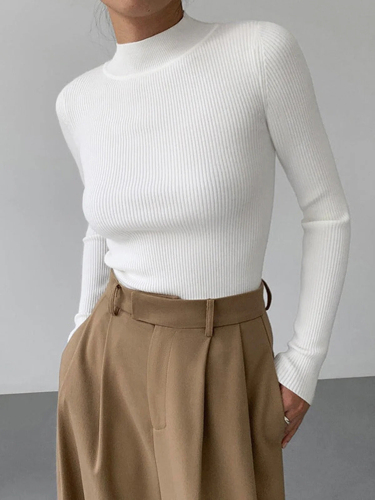 Women's Figure-Hugging Knitted Top – Tight Crew Neck Fashion Top