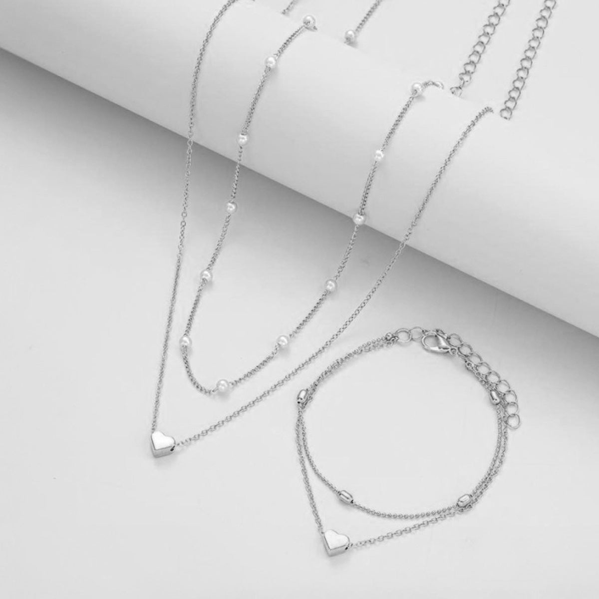 Romantic Pearl Jewelry Set with Heart Design – Double-Layer Necklace & Bracelet