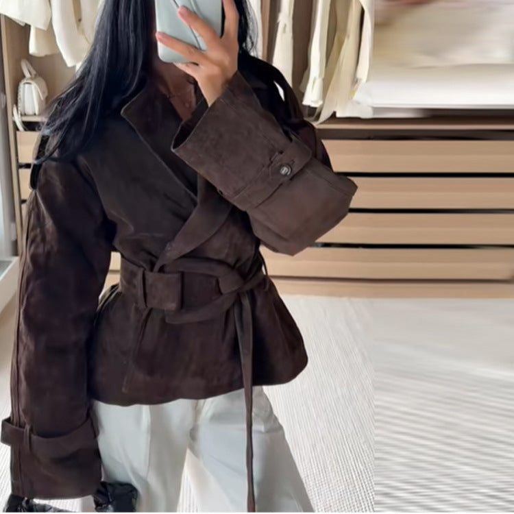 Retro Wildlederjacke Damen Braun – Schnürung & Vintage Style