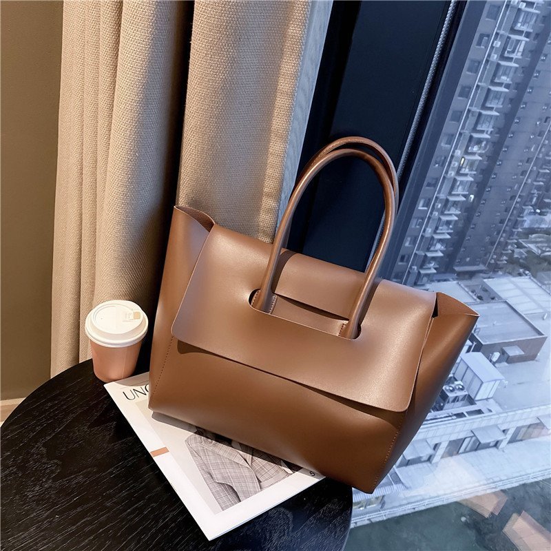 Large Women's Tote Bag – Retro Shoulder Bag with Lots of Storage Space