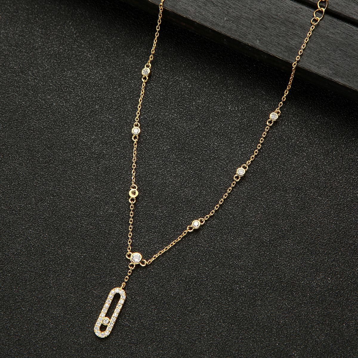 Elegantes Zirkonia Fußkettchen Damen – Fein, Zeitlos & Vielseitig