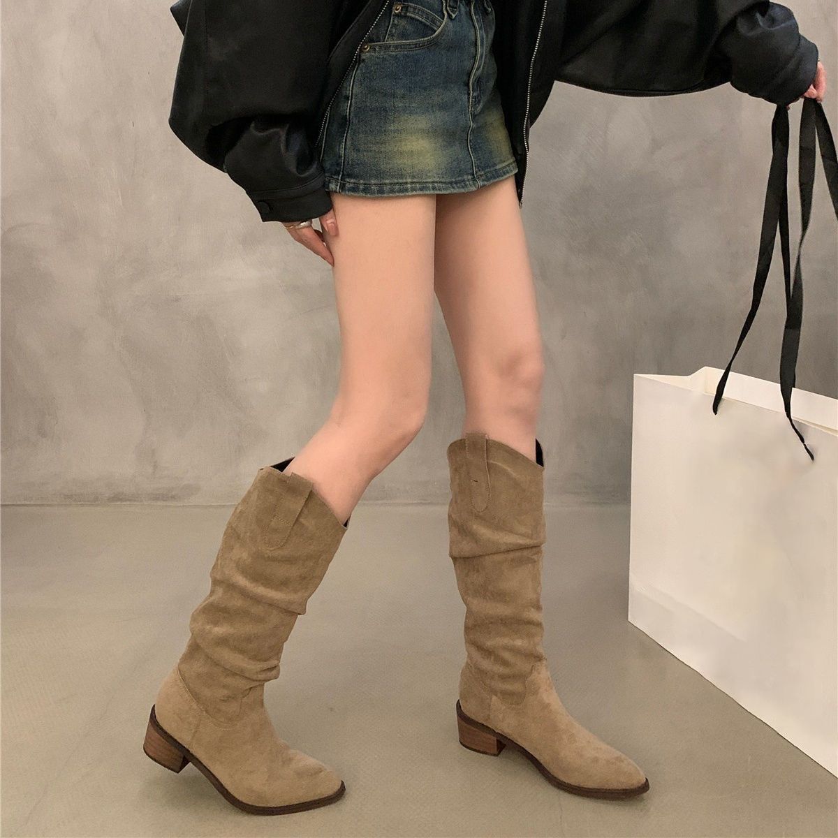 Retro Damen Boots | Spitze Stiefeletten mit Blockabsatz