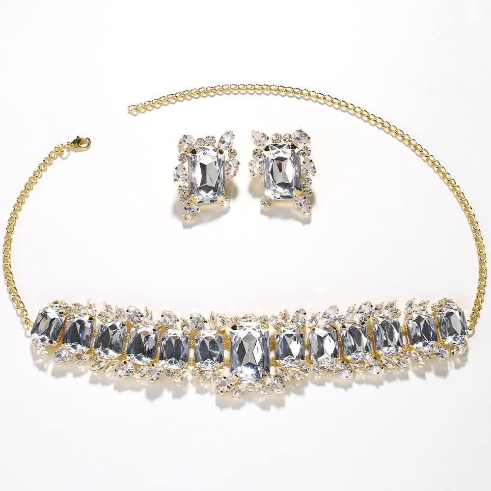 Modern Geometric Crystal Jewelry Set – Necklace & Statement Earrings in Luxury Design