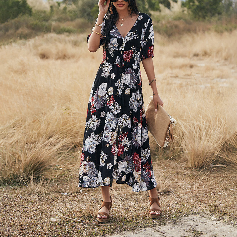 Florales Sommerkleid mit V-Ausschnitt – Leichtes Strandkleid mit elastischer Taille