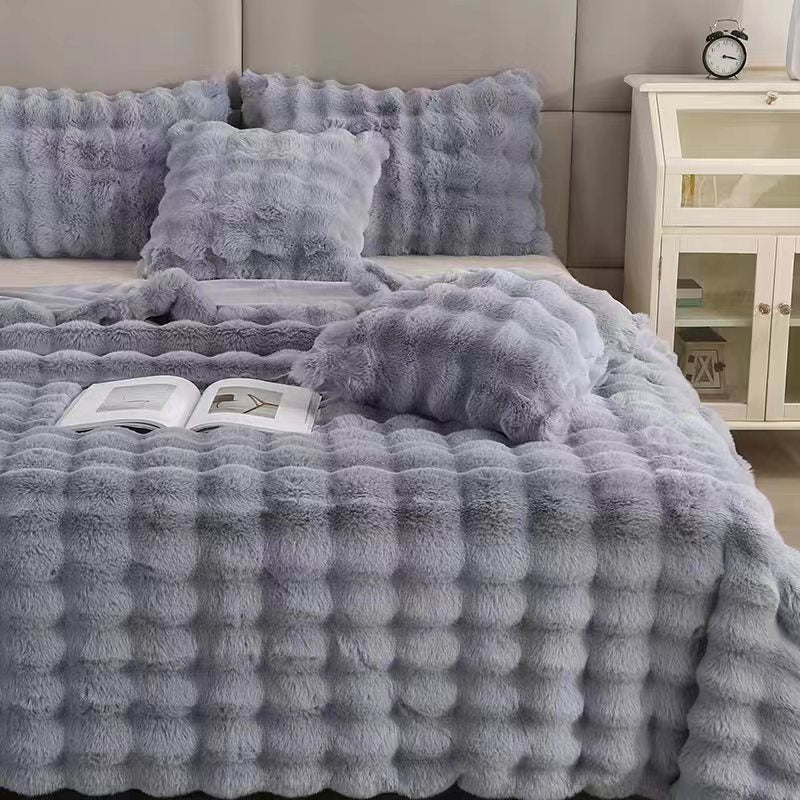 Cuddly Blanket Bubble Velvet | soft warm fluffy modern